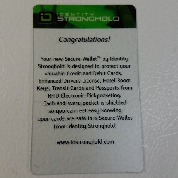Identity stronghold coin and card holder - Picture 3 of 3